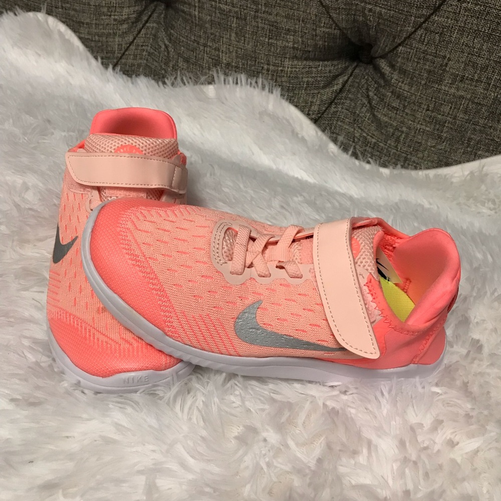 Nike free run for girls size 2y